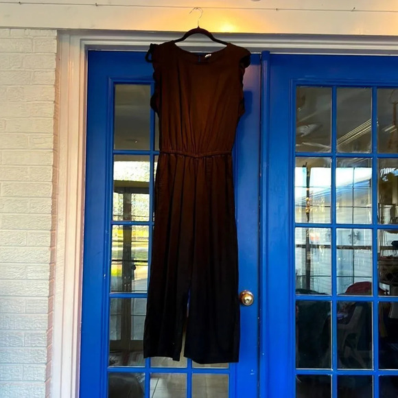 Black Pants Ruffled Jumpsuit by Old Navy sSize small - Picture 4 of 17
